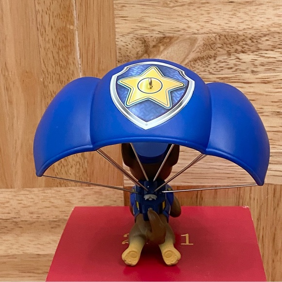 2021 Hallmark Paw Patrol The Movie Chase is on the Case Christmas Tree Ornament - Picture 9 of 13